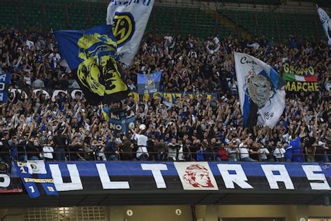 Milano, arrestati i capi ultras di Inter e Milan .